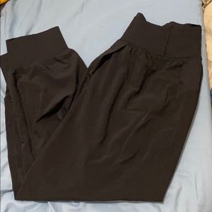 lululemon cropped pants